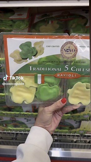💚 Do you have any traditions for St Patrick’s day? Help me with some fun ideas! #costco #costcofinds #stpatricksday