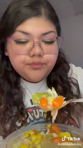 what did you eat today? 🤩 #diamondsdailyy #fyp #fypシ #wieiad #whatdidyoueattoday #whatieatinaday #wieiadrealistic #FilmTeyvatIslands #satx #foodie