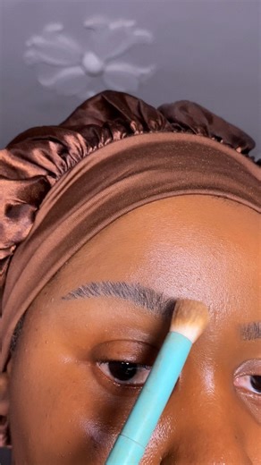 To fill in your brows, use an eyebrow pencil or powder that matches your natural brow color. Make short, light strokes in the direction of hair growth to mimic natural hair. Avoid harsh lines and blend with a spoolie brush for a more natural look. BrowTutorial #EyebrowTips #BrowGameStrong #BrowFilling #BrowRoutine #BrowGuide #EyebrowHowTo #BrowShaping #PerfectBrows #BrowBeautyTips | Nompumelelo Mtshali