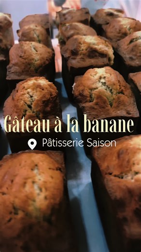 Nos gâteaux à la banane sont fait maison ❤️ Disponible chez Pâtisserie Saison. 📍 65 avenue d’Ivry, Paris 13 #GateauBanane #FaitMaison #Patisserie #BananaCake #AsianBakery