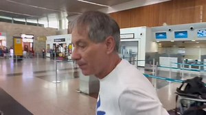 229 reactions · 17 comments |  “CON LA AMARGURA DE NO HABER PODIDO HACER MÁS” Ariel Holan, ex DT de BSC , se despide de Ecuador con estas palabras.  @juanfranrueda_ | StudioFutbol | Facebook