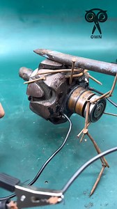 A iron core into electromagnet | Creative Own