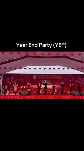 Cùng chuẩn bị cho Year End Party tại Thái Bình