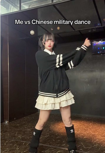 中国軍隊ダンス：人気の軍人ダンス特集