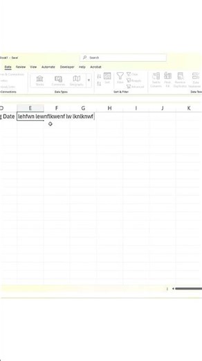 Automatically adjust column width in Excel. Automatically format column size in Excel. Cells Auto...