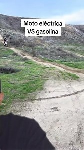 Moto eléctrica vs de gasolina #reelsviralシ #viralreelsシ #Entretenimiento #bikers #motocicletas | El Ciuvi