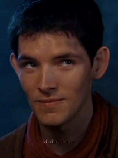 YOU CANNOT TELL ME THEY WEREN'T IN LOVE!!! The way they look at eachother 😩😭 #merlinfandom #merthur #merlinbbc #merlin #bbcmerlin