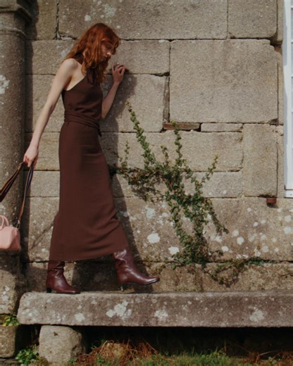 12K views · 43 reactions | Wool, leather, and wind. The Daylong is built for slow days, long walks, and everything in between. https://ow.ly/9m6p50Wt4OI | Longchamp | Facebook