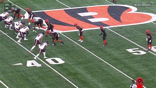 The Bears got the win on their final drive that included an insane TD catch and run from Colston Loveland 🤯 | NFL Network