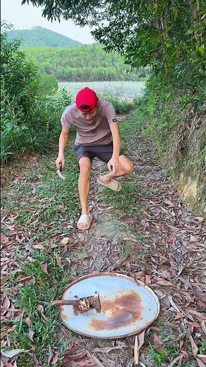 The guy show AMAZING Smart and Useful in Forest #bushcraft #survival #Outdoors #skills