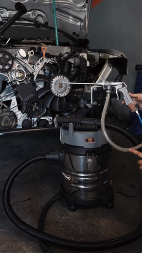 🔧 Jateadora de Dutos de Admissão Raven 101400​ ​ Falha intermitente, perda de desempenho e consumo elevado muitas vezes não estão no scanner.​ ​ Estão nos dutos de admissão contaminados por carbonização.​ ​Desenvolvida para fazer a limpeza correta sem desmontagem, removendo resíduos que comprometem o fluxo de ar e o funcionamento do motor, GARANTINDO:​ ​ ✔ Limpeza precisa dos dutos​ ✔ Recupera o desempenho original​ ✔ Reduz retrabalho e tempo de serviço​ ✔ Procedimento profissional, sem improvi