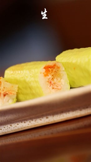 En Nama la experiencia siempre va un paso más allá: sabores que sorprenden, mixología que se disfruta y un ambiente que te hace querer quedarte un rato más. Ven a vivir el mood Nama… aquí todo sabe mejor. ✨🥢 | NAMA SUSHI MX