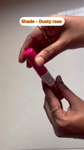 Lakme 9to5 super matt shade-dusty rose- perfect rose pink shade