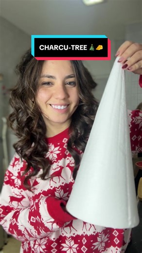 Charcu-tree: A Festive Cheeseboard Delight