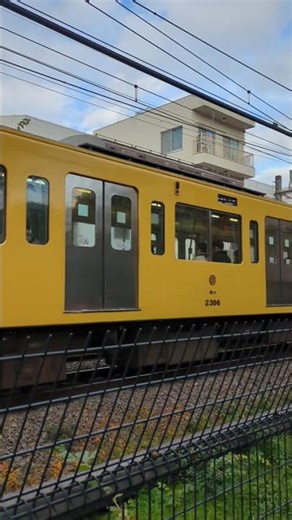 井荻の公園から見える西武線