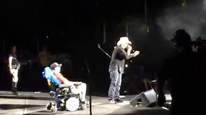 Toby and his fans honored World War II veteran, Rudy Warshawsky, Sunday on his West Palm Beach tour stop. #101stAirborne #TeamToby | Toby Keith