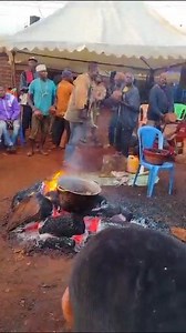 437K views · 4K reactions | Culture et Tradition Africaine - Danse Traditionnelle. Incroyable danse mystique Kana, la danse des dompteurs de feu, les hommes de feu, Ouest-Cameroun. #hommedefeu #dansemystique #dansetraditionnelle #ouestcameroun | Groupement Babouantou | Facebook