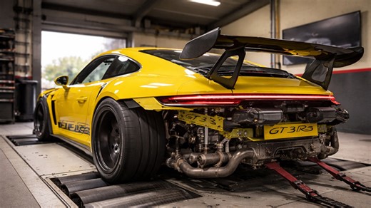 Porsche 992 GT3 RS Akrapovic exhaust sound 9,000 RPM