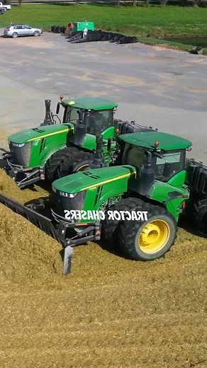 CASE IH 525 QUADTRAC Tractor #tractor #agriculture #farm #johndeere #farming #farmer #fendt #newholland #tractors #farmlife #traktor #masseyferguson #landwirtschaft #claas #caseih #jattlife #agro #swaraj #tractorlife #jatt #farmers #ford #agricultura #tochan #punjabi #harvest #valtra #agri #case #reelschallengereelschallenge See less | Van Roozendaal