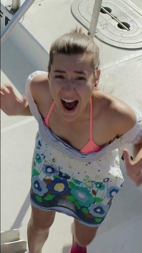 L'attaque du requin à cinq têtes #shorts #français #nanar #requin #topnanar