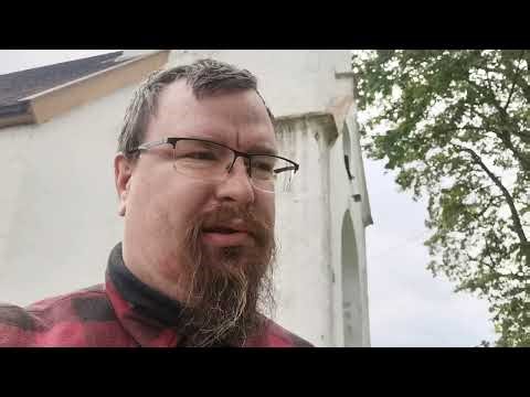 Aimless wandering leads to geocaching