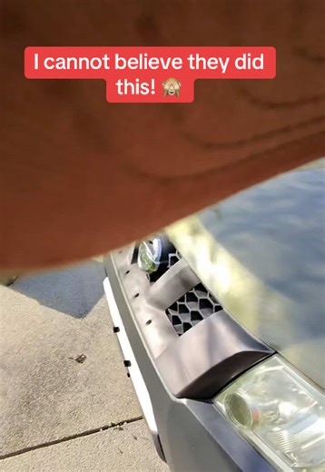 Here’s how to make more than 1 hour, then you do with your entire day at your 9 to 5! With this one simple side hustle! ••• I bet you cannot find the mistake I made on this one 🙈 #howtorestoreheadlights #headlightrestoration #tiktoklearningcampaign # Comment it when you see it! •••