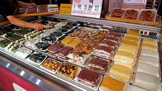 202K views · 2.8K reactions | Chewy! A traditional Korean dessert made by a master. Korean tteok, rice cake - Korean street food | Food Processing | Facebook