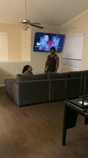 Exploring Family Moments with NFL Lee