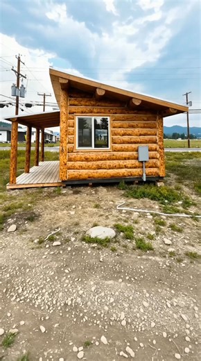 Beautiful cabin model with timeless rustic charm 😍 | Mountain Cabins