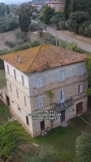 Renovation Palazzo Puro by Roger and Mirella on Instagram: "We bought this old house in Italy, and we are renovating it from top to bottom. 🏚️After replacing the old roof with a brand-new one, we ended up with some wobbly interior walls. So now we have to take them down and rebuild new ones. ✍️ Next up: figuring out how to create four bedrooms and bathrooms on this top floor. ❓We’d love your advice — should we keep the hallway open or close it off? ❓And did you spot the old chest? Do you rememb