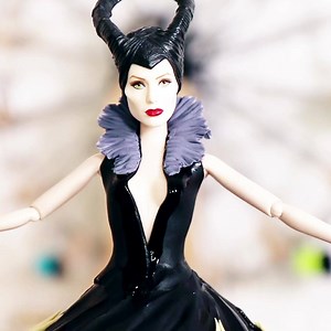 This Maleficent doll cake is everything and more 😍 | MetDaan
