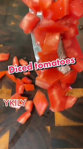Precision Tomato Dicing Techniques for Salsa and More