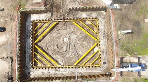 1.6K views · 52 reactions | The Meever Bracing System used for a Water Treatment Works in Orlando, Florida. The #steel sheet piles and 400 series bracing system is being installed by ASAP Installations. Meever USA #pilebuck #equipmentandcontracting | Pile Buck Magazine | Facebook