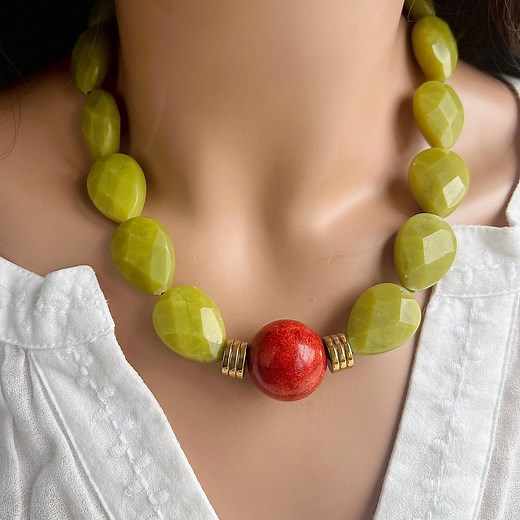 Jade and Coral Necklace Genuine Gemstone Necklace Chunky Necklace Jade Necklace Green Necklace Boho Necklace Organic Necklace Beaded Necklac - Etsy