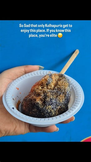 Nidhi Yapparoid on Instagram: "Barf Gola paglu through & through 🙌 . . . . . [Food, Kolhapur, explore, popsicle, nostalgic]"
