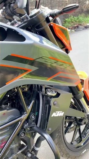 Why This 200cc Motorcycle is SO FUN #Duke200