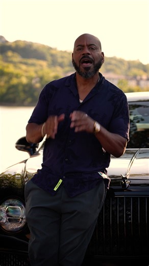 What if your vacation home made you rich? Most people lose money on vacation homes. The smart ones make money while relaxing in them. Would you turn your next vacation into an invetsment? | Mike Ealy