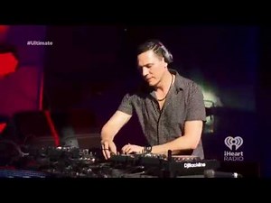 Tiesto - Red lights live