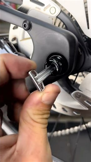 Hidden feature for a quick and easy wheel removal