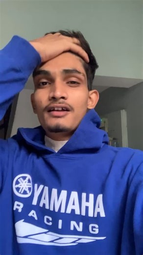 V Vlog on Instagram: "Christmas gift 🎁 gaming laptop 😭😭 . . . #vvlog #ᴍɪɴɪᴠʟᴏɢ #reel #lenavo #laptop #gaminglaptop #christmas #santa #patna #spvermaroad #fyp"