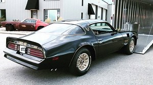 2.6K views · 220 reactions | @restoreamusclecar 1977 Trans Am #bandit #shipping to #california #pontiacfirebirdtransam #noreserveauction @thebanditrun #banditrun17 @ebay @transams_of_instagram @transamspecialties @transam_fanpage @gasmonkeydallas @collinsbrosjeep @davehallramc @banditrunric | Restore a Muscle Car | Facebook