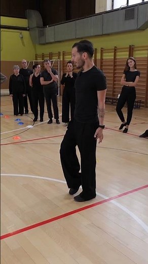 Lezione di Ballo con SosDanza - Come usare le gambe per ballare! Ballo Liscio Danza Sportiva