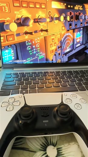 Real Flight Simulator experience on laptop with Xbox game pass and PS5 controller 😀 #xbox #ps5