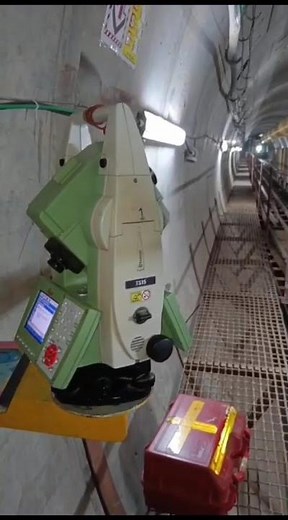 tunnel travers using Leica ts16