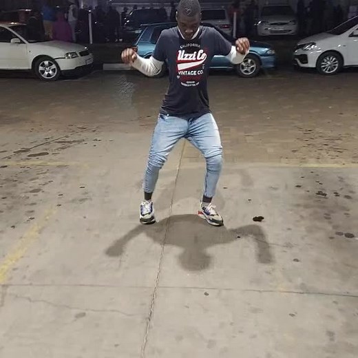 Dance Challenge Lyrics with Dankooo Future by Killerkaursa