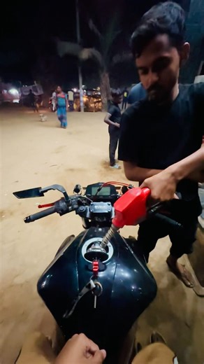 Full tank fuel 🤫⛽️#gixxer #fi #shorts #vairal #motovlog