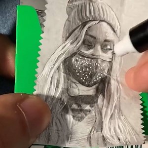 5.7M views · 134K reactions | This artist keeps drawing and painting incredible portraits of people on the New York subway and they have the best reactions!  | LADbible | Facebook