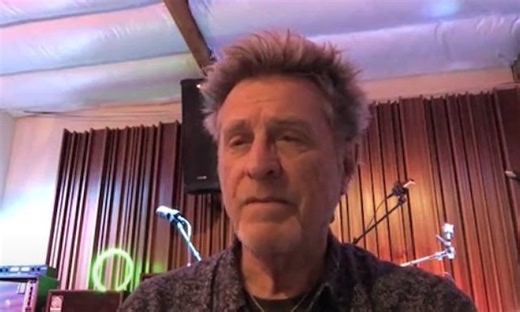 Ex-JOURNEY Bassist ROSS VALORY Finally Has Time And Freedom To Engage With Friends And Family