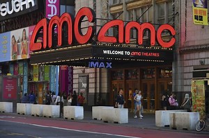 AMC's hype machine can't fix the broken economics of movie theaters
