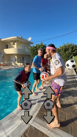 Futcrunch on Instagram: "Same direction = swim"